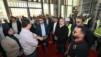 وزير الإسكان يتابع منطقة الأعمال المركزية والحي الخامس R5 بالعاصمة الإدارية الجديدة