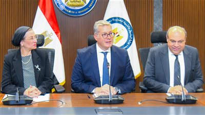 مصر تسعى للريادة الإقليمية في إنتاج وقود الطائرات المستدام.. استثمارات تصل إلى 530 مليون دولار.. واستخدام زيوت الطعام المستعملة كمادة خام