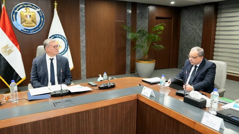 المطالبة بتدخل الوزير،