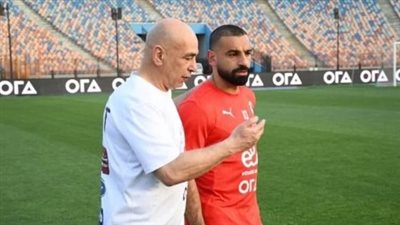 معركة تكسير العظام في منتخب مصر.. محمد صلاح ينقذ رقبة حسام حسن من مقصلة أبو ريدة.. وهذا ما دار بين العميد والوزير