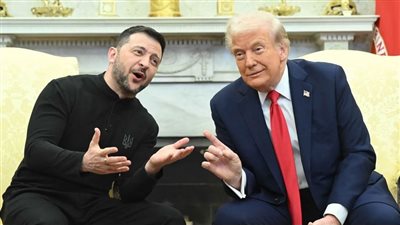 زيلينسكي: مستعد لحوار ثلاثي مع بوتين وترامب لإنهاء الحرب