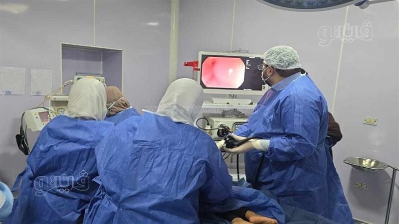 إنقاذ طفل بعد ابتلاعه