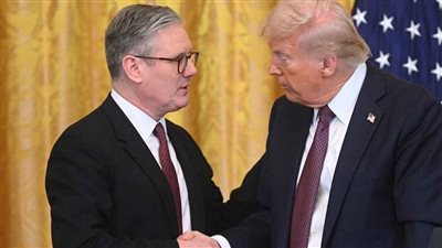  ترامب ورئيس وزراء بريطانيا يبحثان الأزمة الأوكرانية وملف إيران في اتصال هاتفي 