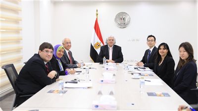 وزير التعليم العالي يبحث مع الجايكا تطورات المشروع المصري الياباني كوزن