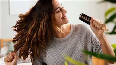 لحمايته ونعومته، روتين العناية بالشعر في سن المراهقة