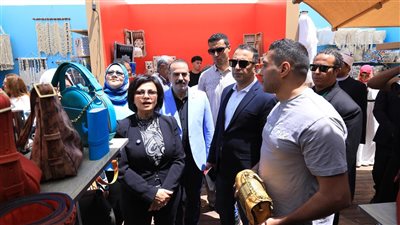 التضامن تفتتح معرض 