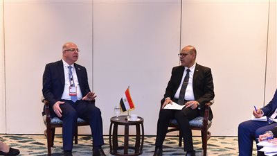 وزير العمل يلتقي نظيره اللبناني لبحث التعاون المشترك