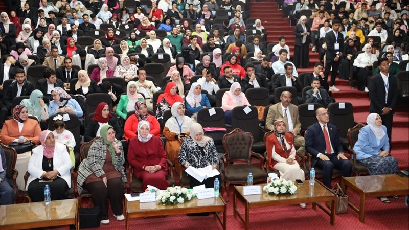 جانب من فعاليات المؤتمر،