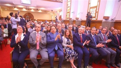 وزير الشئون النيابية من احتفالية الطائفة الإنجيلية بعيد القيامة: مصر دولة المواطنة 
