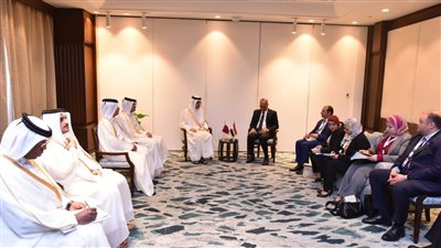 وزير العمل يناقش مع نظيره القطري ملفات تنقل الأيدي العاملة