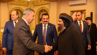 محافظ الإسكندرية يهنئ الأقباط بعيد القيامة