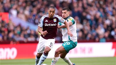 أستون فيلا يضرب نيوكاسل برباعية في الدوري الإنجليزي 