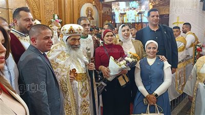 مطران بورسعيد يترأس قداس عيد القيامة بكنيسة العذراء مريم (صور)