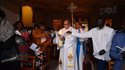 كاتدرائية جميع القديسين تتزين بالأضواء احتفالًا بعيد القيامة المجيد (فيديو وصور)