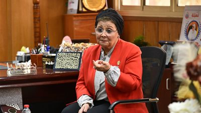 الصحة تبحث التوسع بمبادرة الألف يوم الذهبية، وتحذر من ارتفاع الولادات القيصرية 