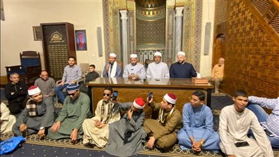 مساجد الجمهورية تصدح بالصلاة على سيدنا النبي صلى الله عليه وسلم (صور)