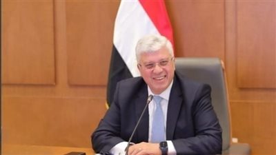 وزير التعليم العالي يطير إلى الكويت للمشاركة في عدد من الفعاليات