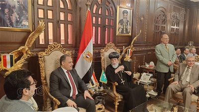 من داخل أقدم كنائس الشرقية، الأشموني يهنئ الإخوة الأقباط بعيد القيامة المجيد (فيديو وصور)