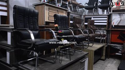 أسعار تجهيزات المكاتب في سوق التونسي الحضاري.. الكراسي الجديدة تصل لـ 10 آلاف جنيه وأطقم الانتريه تبدأ من 2000.. وهذه أشهر الخامات (فيديو)