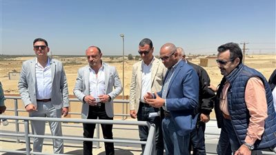 الإسكان تتابع تنفيذ مشروعات الصرف الصحي بالمبادرة الرئاسية 