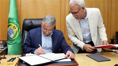 محافظ الإسماعيلية يعتمد جداول امتحانات الفصل الدراسي الثاني 