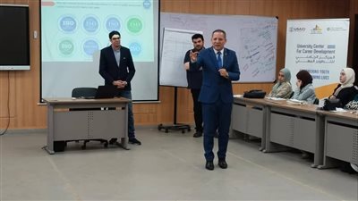 رئيس جامعة دمياط يشهد انطلاق دورة تدريبية في نظام إدارة الجودة 