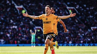 مانشستر يونايتد يخسر في ملعبه أمام وولفرهامبتون 0/1 بالدوري الإنجليزي 