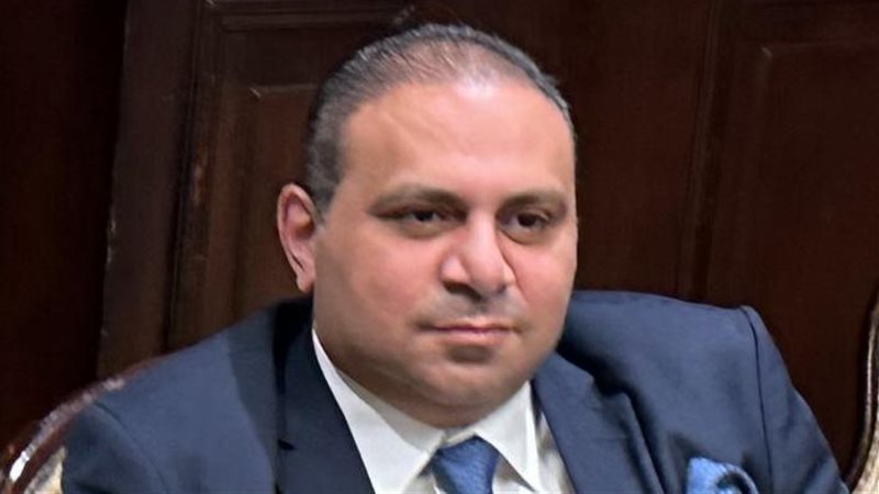أحمد زكي