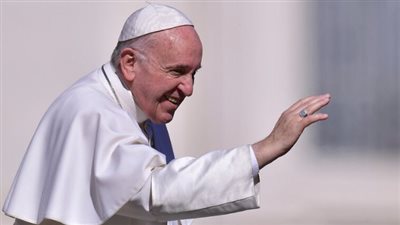 وفاة الحبر الأعظم فجأة بعد لقائه بنائب ترامب.. البابا فرنسيس أول من تولى البابوية من خارج أوروبا منذ 1200 عام.. دعم فلسطين ووقع وثيقة الأخوة مع شيخ الأزهر