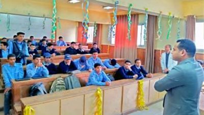 الصور الأولى لمحاضرة توعية طلاب المدارس بمخاطر المخدرات في وزارة الداخلية 