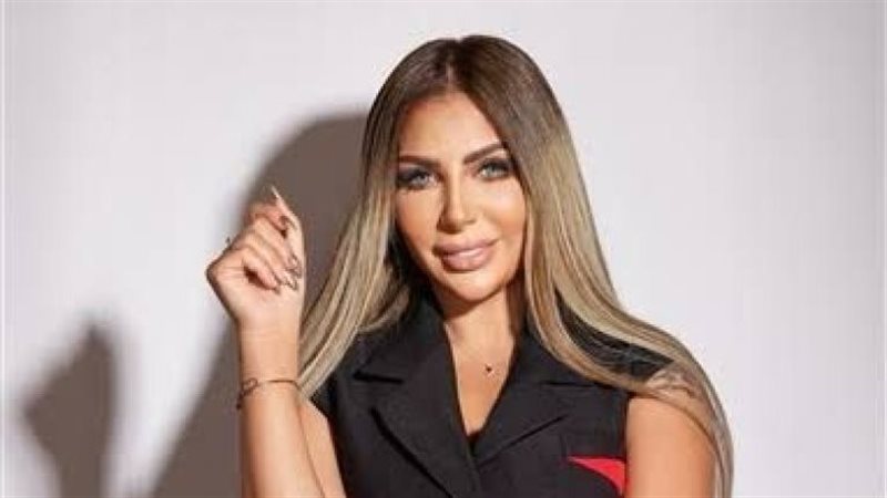 سارة خليفة 