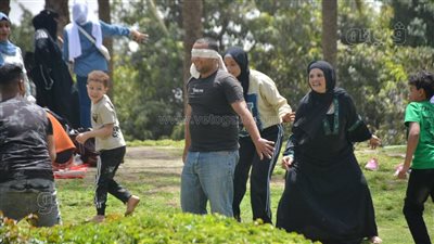 استغماية وسبت صنم، ألعاب الكبار في حديقة الأزهر للاحتفال بشم النسيم (صور) 