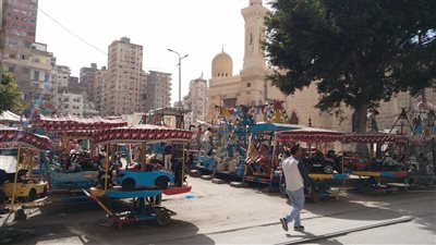 بسبب ارتفاع درجات الحرارة، شوارع ومتنزهات الإسكندرية شبه خالية بشم النسيم (صور) 