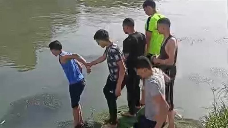 غرق شاب في مياه بقرية