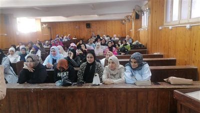 محافظ الدقهلية يتابع أعمال مبادرة رواد النيل لتمكين المرأة اقتصاديا واجتماعيا (صور)