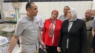 وكيل صحة الشرقية يتفقد طب أسرة صافور بحضور نواب البرلمان