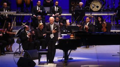 إيقاعات تخطف الأنفاس مع الموسيقار عمر خيرت في احتفالات أعياد الربيع بالأوبرا (صور)