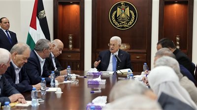 فتح تدعو حماس إلى التوقف عن 