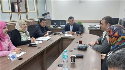 تفاصيل اجتماع السكرتير المساعد لمحافظة الدقهلية لمتابعة عقد تدوير المخلفات (صور) 