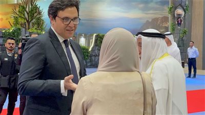 وزير الثقافة عقب لقاء حاكم الشارقة: القاسمي رمز استثنائي للثقافة العربية 