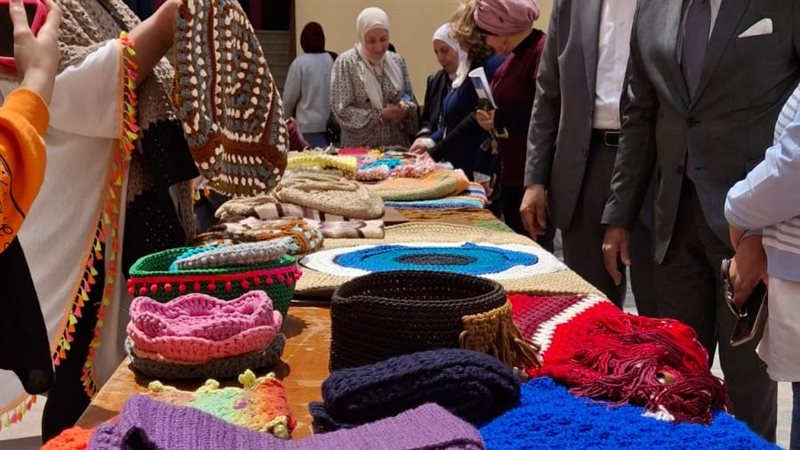أيادي مصر تنظم معرضا
