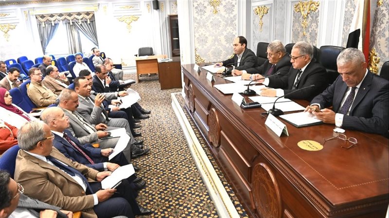 لجنة الإدارة المحلية
