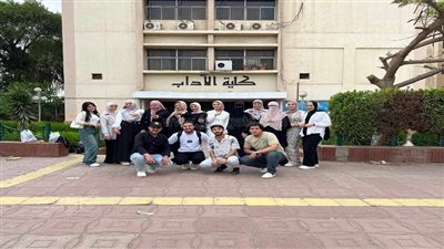 13 مشروع تخرج لآداب إعلام الزقازيق تتناول قضايا وطنية ومجتمعية (صور)