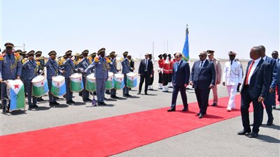 تفاصيل زيارة الرئيس السيسي لدولة جيبوتي (فيديو وصور)