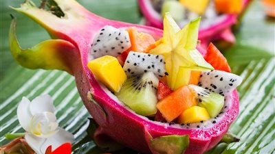 أسعار الفاكهة اليوم بسوق العبور، انخفاض الفراولة والبرتقال وارتفاع الجوافة