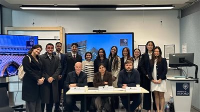 حقوق عين شمس تتأهل لدور 16 بالمسابقة الدولية للمحكمة الصورية بجامعة أكسفورد