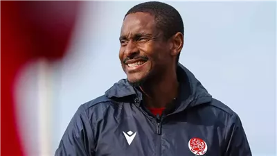 بيراميدز يكشف حقيقة المفاوضات مع رولاني موكوينا