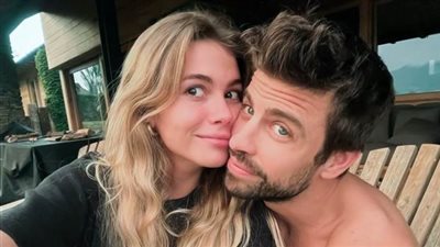 لعنة شاكيرا، بيكيه ينفصل عن صديقته الجديدة بعد خيانتها مع 