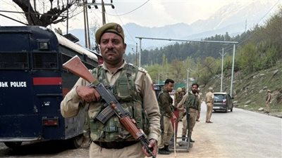 بعد 7 عقود من الصراع.. إقليم كشمير يجدد الصدام بين الهند وباكستان.. إسلام آباد تصفه بـ«عمل حربي».. ونيودلهي تتوعد 