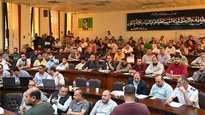 الإسكان: بيع محال تجارية وصيدليات بمدينتي العاشر من رمضان ودمياط الجديدة